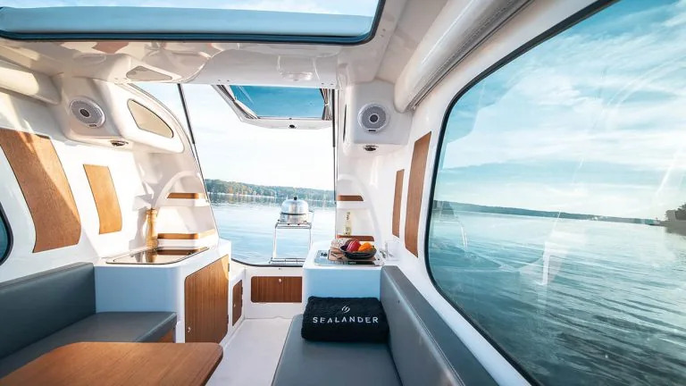 Motor home ou barco? Com o Sealander você tem os dois